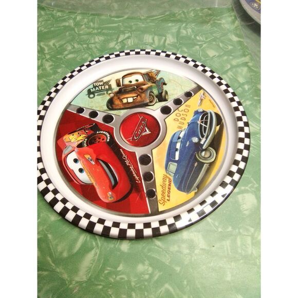 Disney's Cars Zac Designs 8 1/2" plate - Picture 1 of 2
